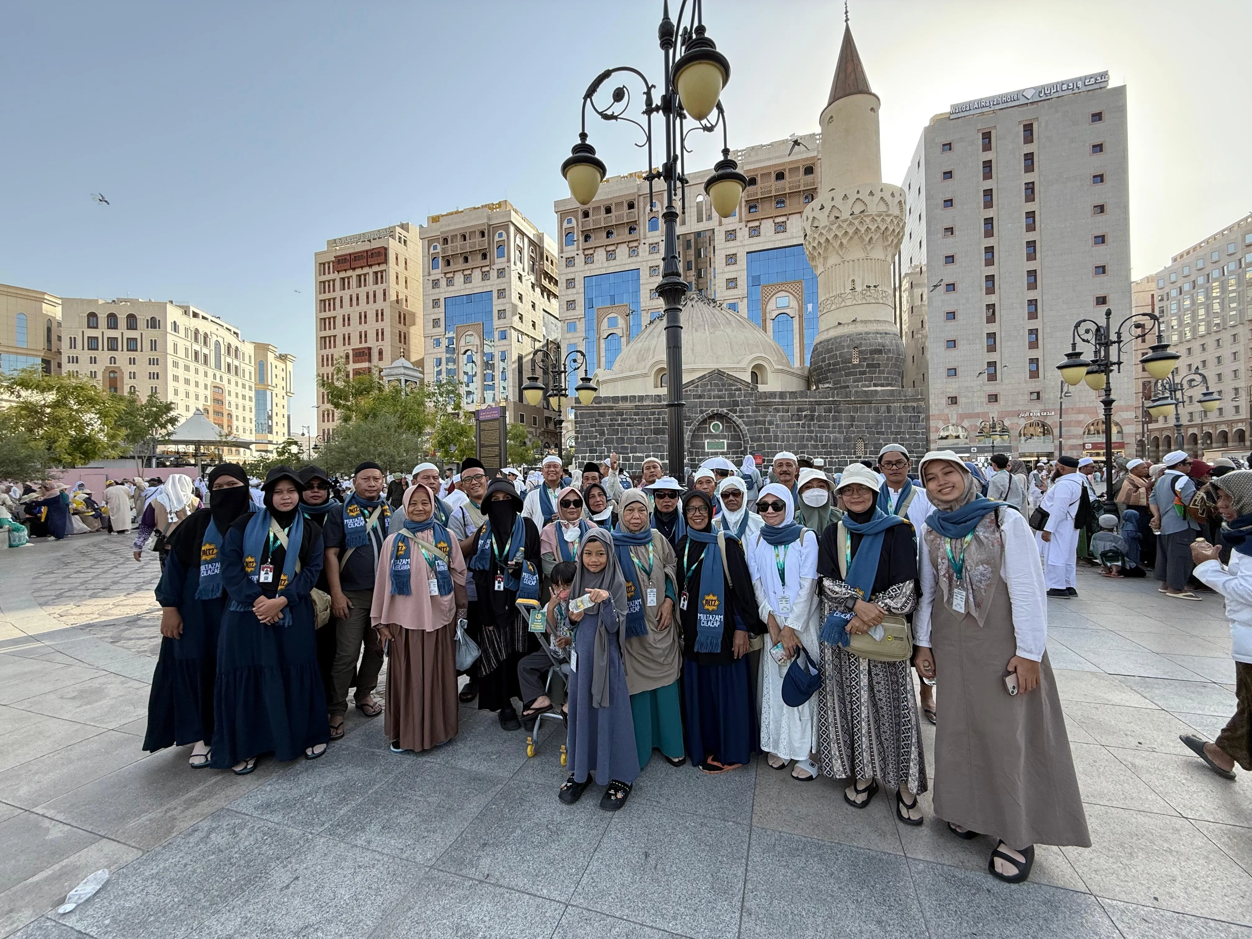 Foto grup jamaah Umroh PT. Multazam Karima Bercahaya
